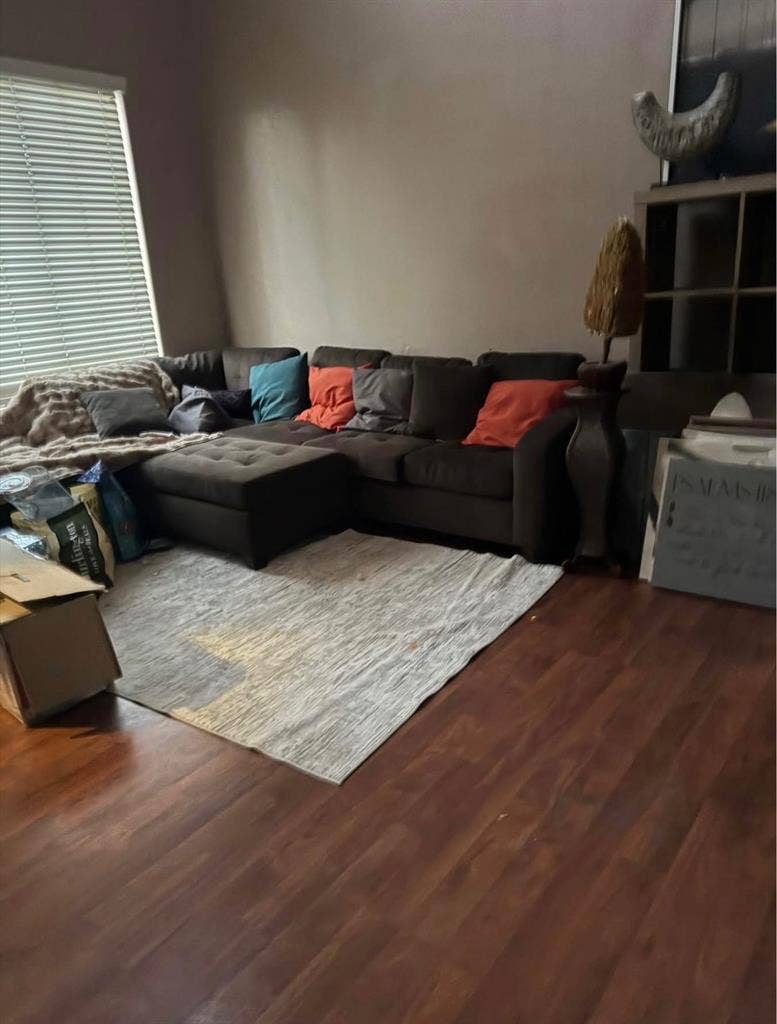 Hello we have a 1 bedroom for $950