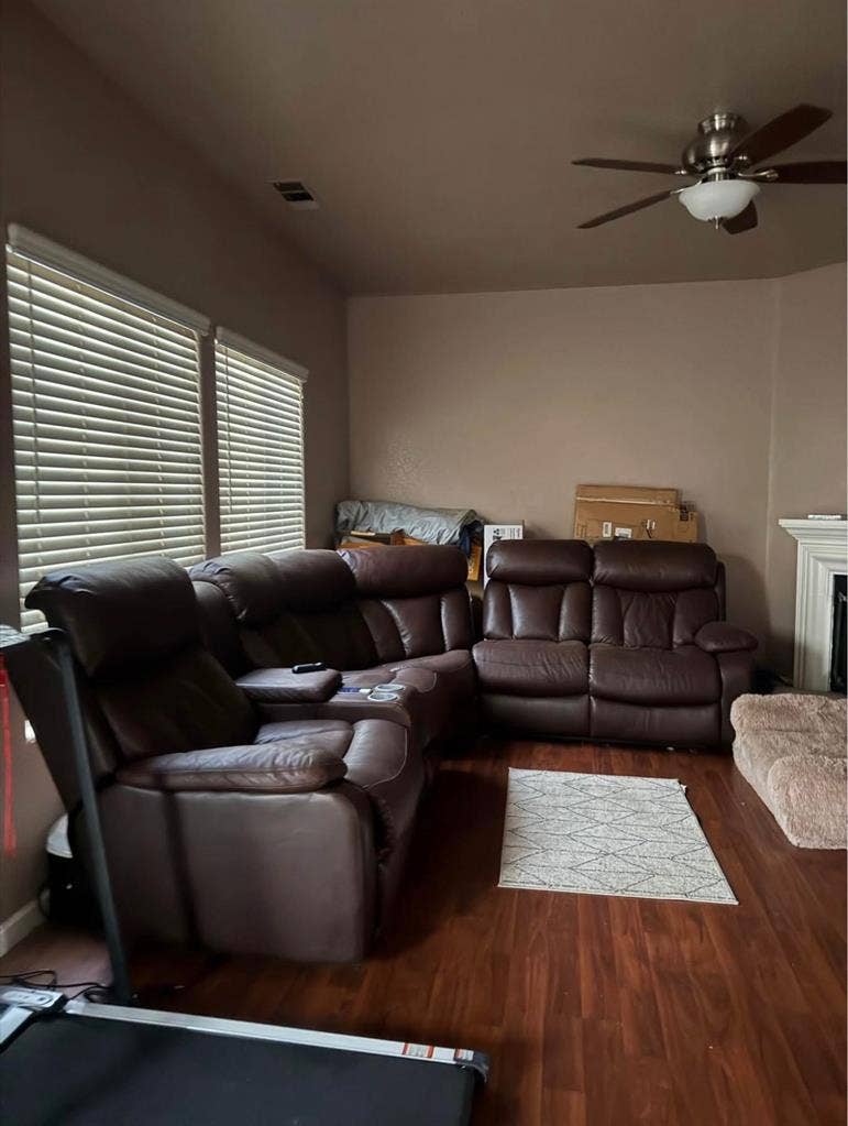 Hello we have a 1 bedroom for $950
