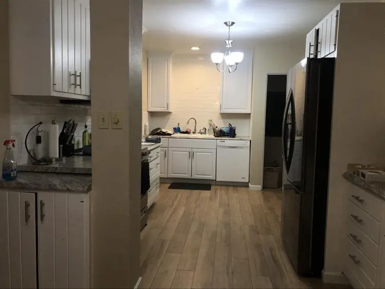 Private room in desirable area