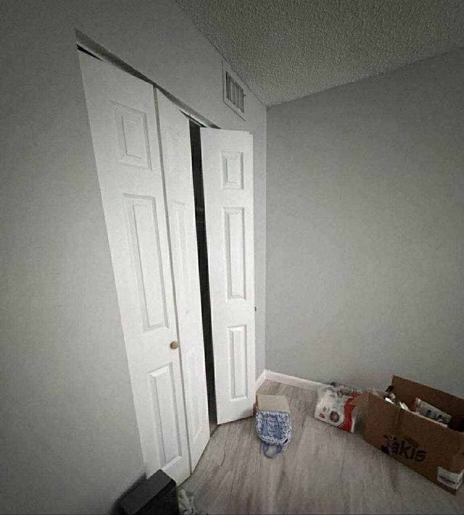 Renting a room! GIRL ONLY