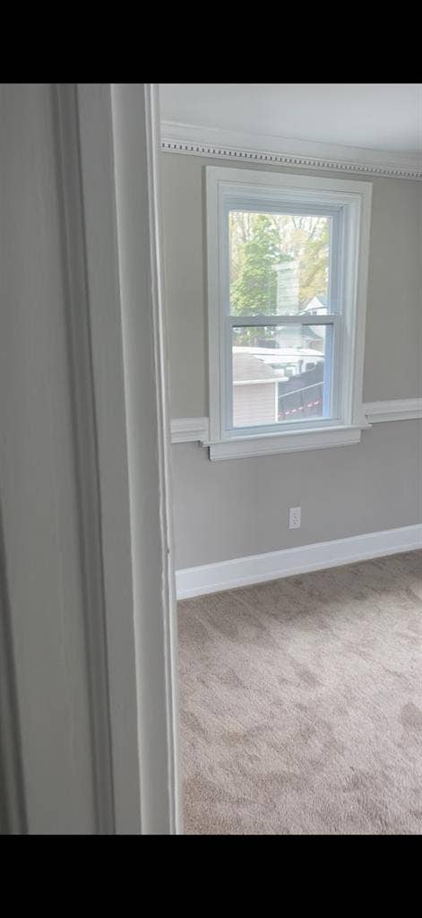 Large room for rent