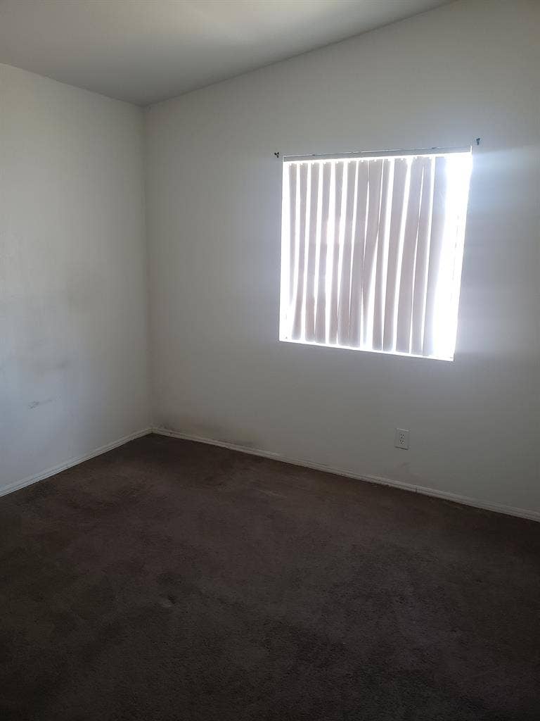 Room for $825
