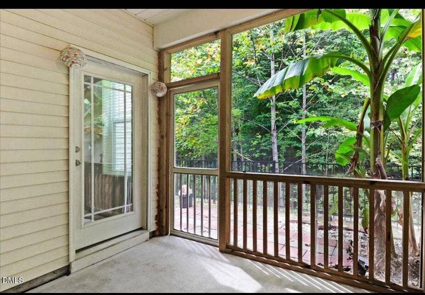 Townhouse available in page park