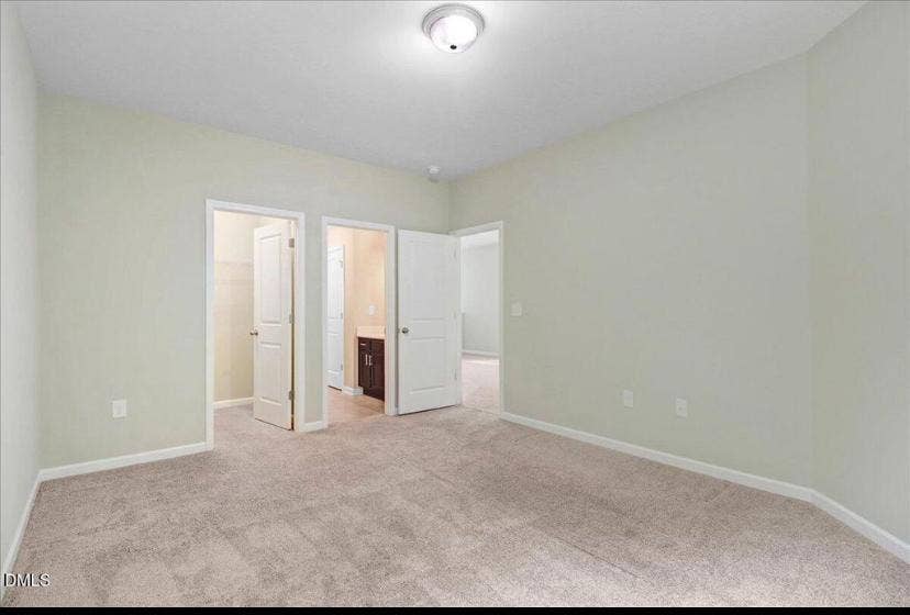 Townhouse available in page park 