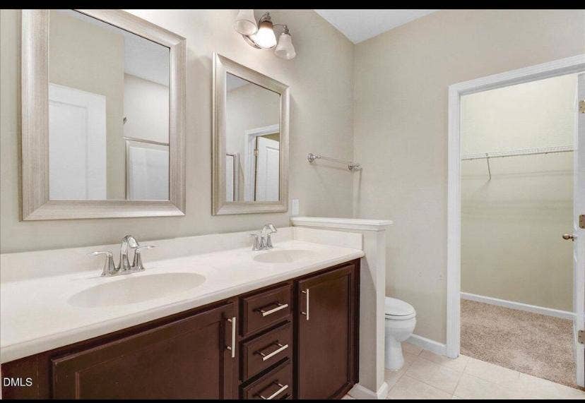 Townhouse available in page park 
