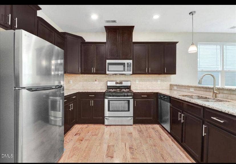 Townhouse available in morrisville