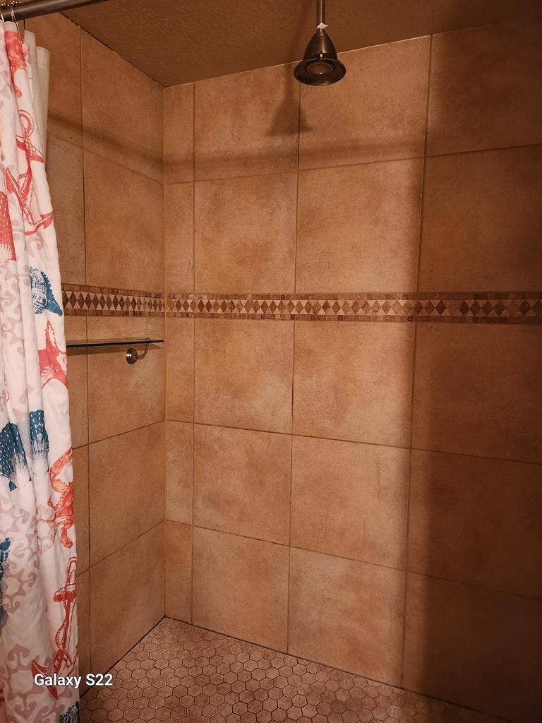 Furnished Master Room
