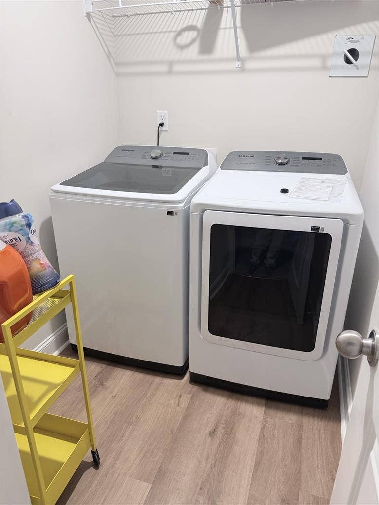 My lovely new room is available now