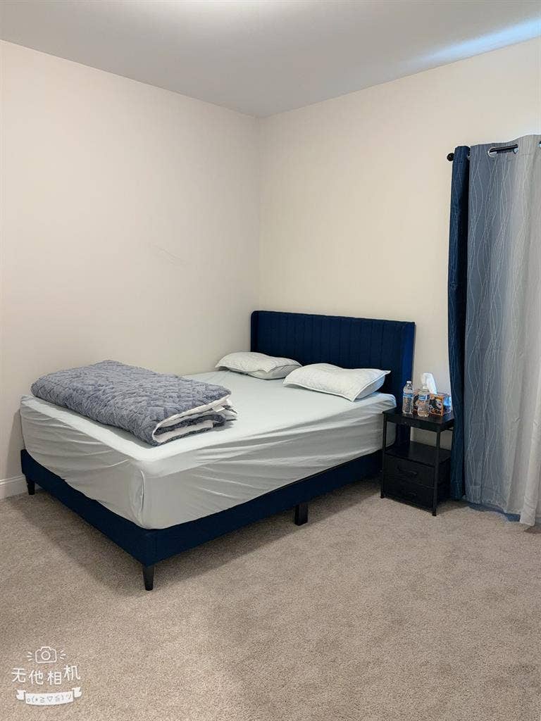 My lovely new room is available now