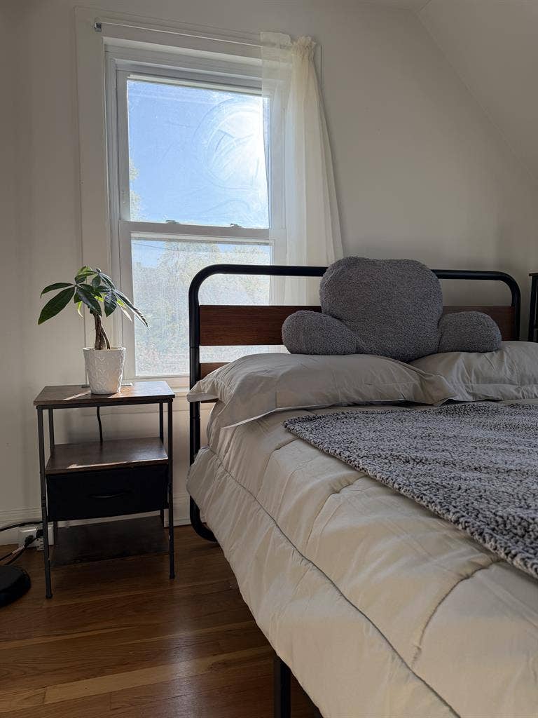 Furnished Multi-Room Home