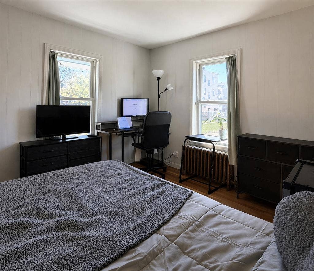 Furnished Multi-Room Home