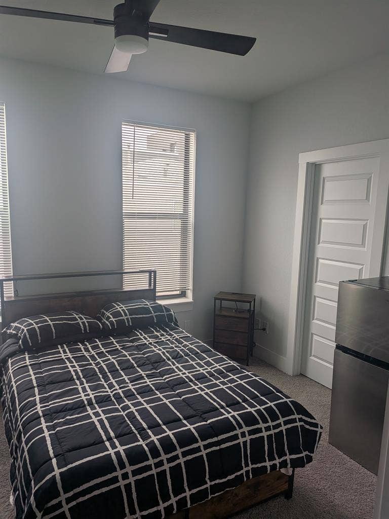 Furnish and all utilities included