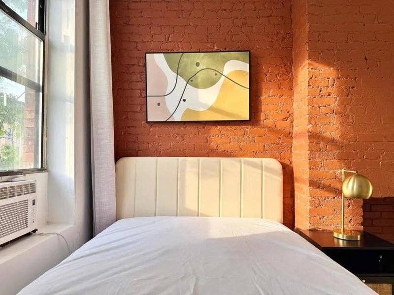 Room for Student or Professional