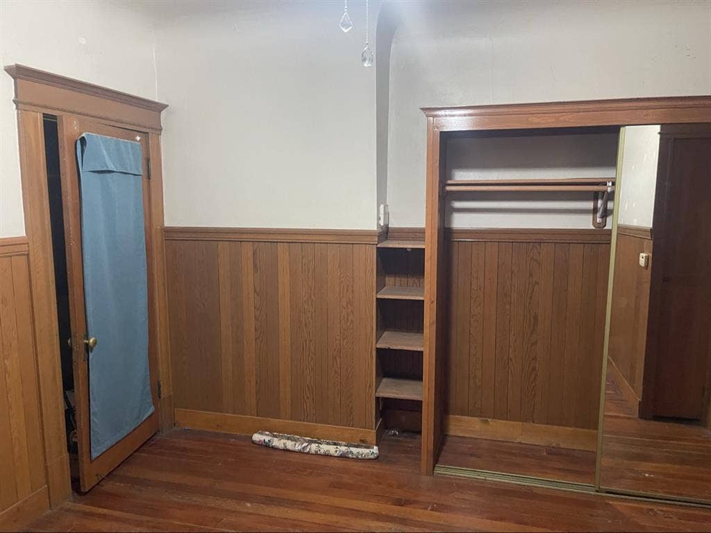 Looking for a 3rd Roomate (midtown