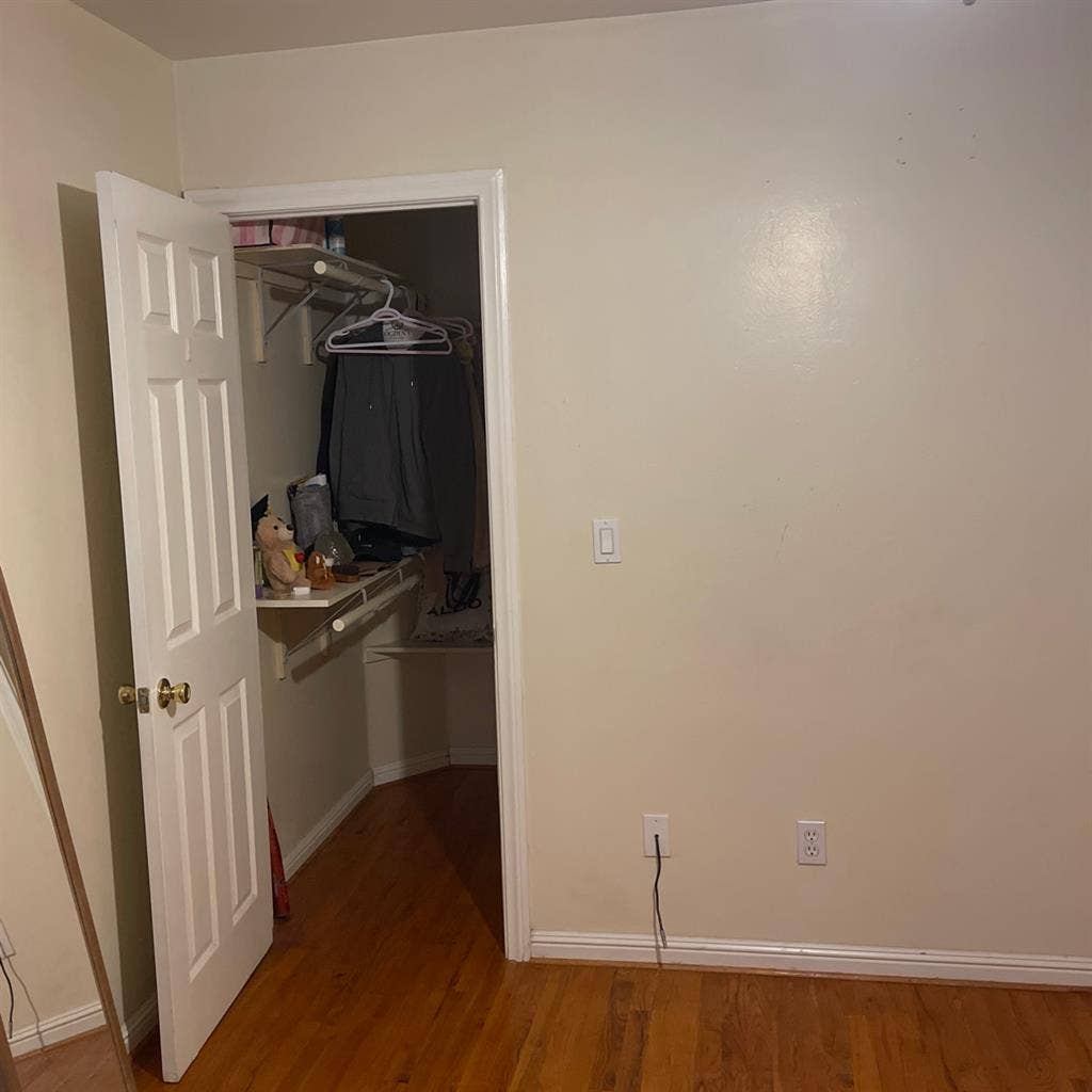Clean room with hardwood floor