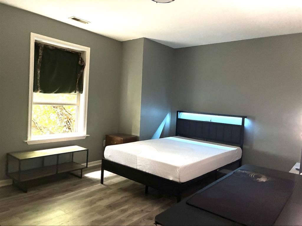 Live in a dream room!