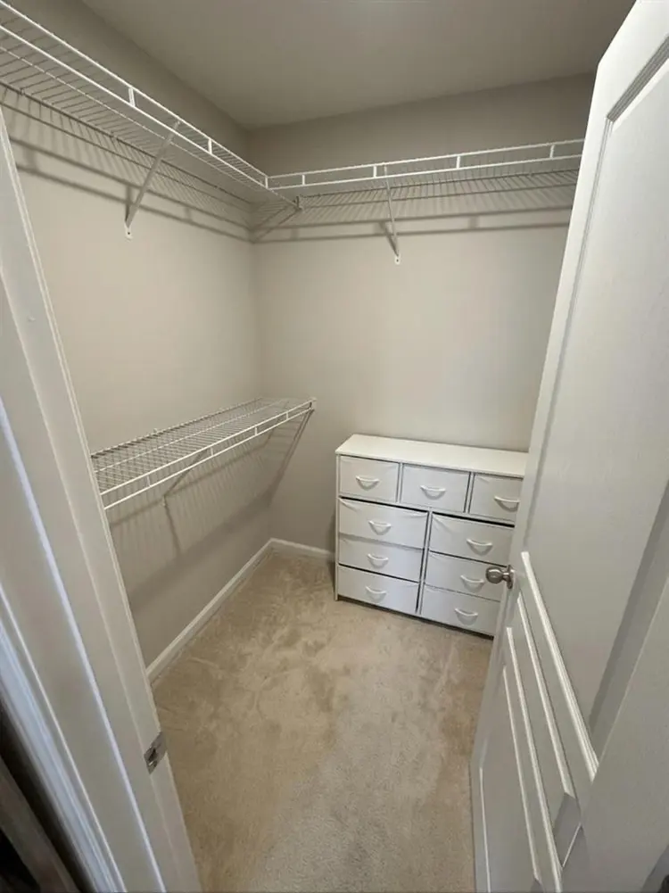 $850 - Primary Suite, near downtown