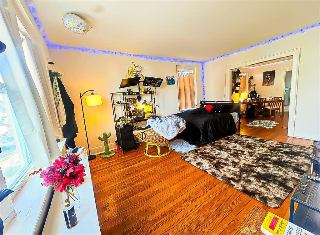 $800 All in | Clean Spacious Room