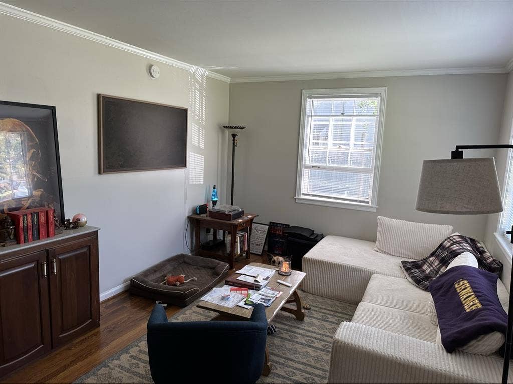 Sylvan Park House / Cottage