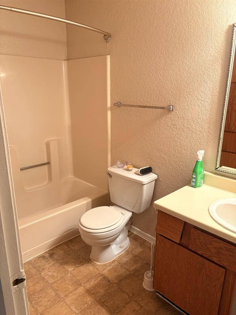 2 bed 2 bath