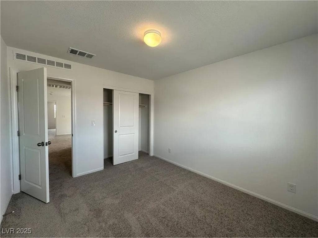 Renting room with shared bathroom