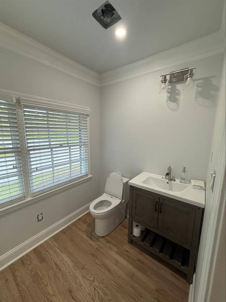 Private Studio near Marietta Square