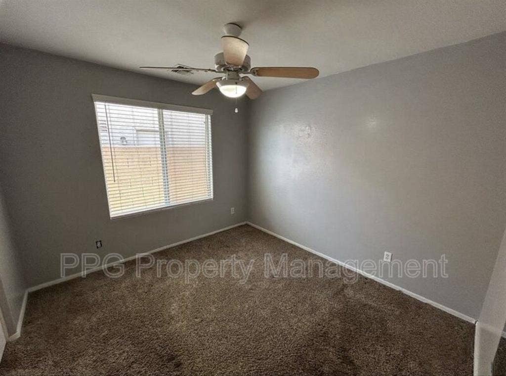 Room for rent in the west valley