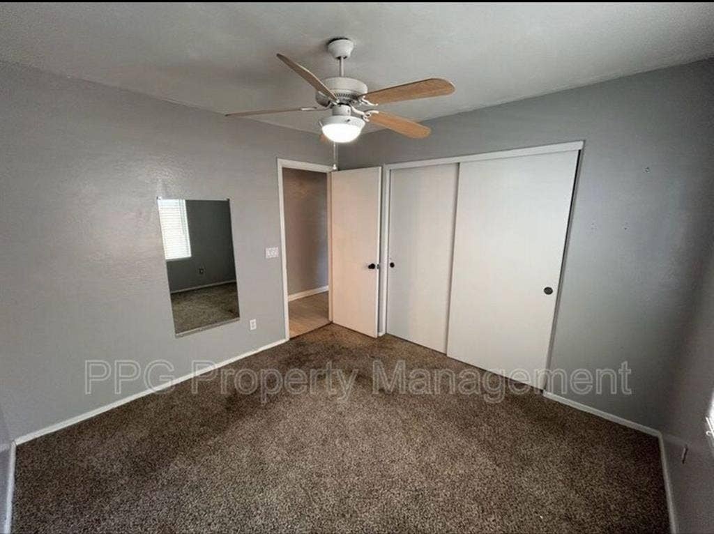 Room for rent in the west valley