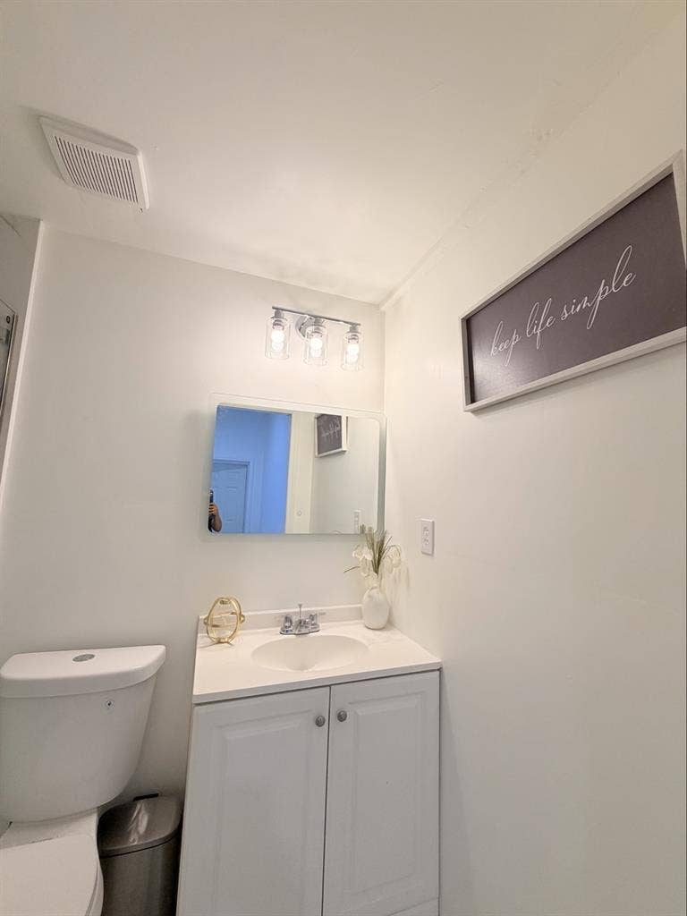 PRIVATE LUXURY STUDIO IN KENDALL