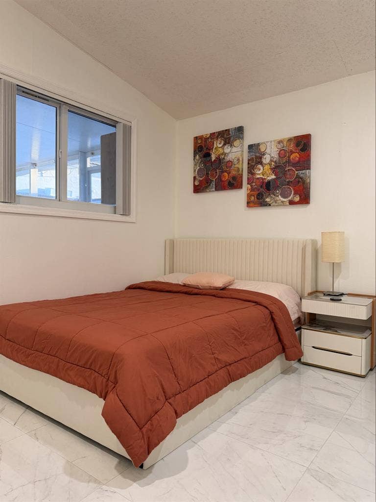 PRIVATE LUXURY STUDIO