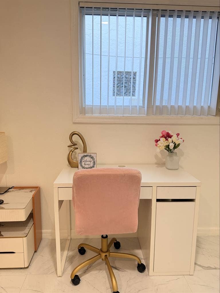 PRIVATE LUXURY STUDIO