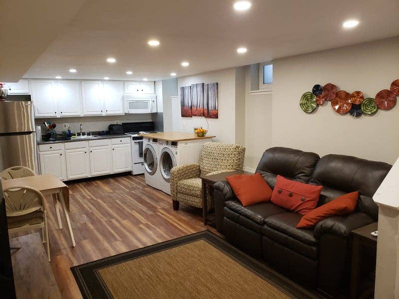 2 bed 1 bath close to Center City
