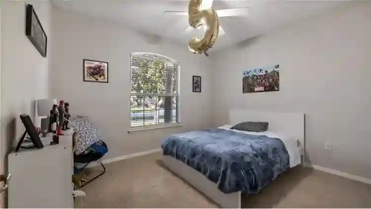 Large pr bedroom Jun17 Clermont FL