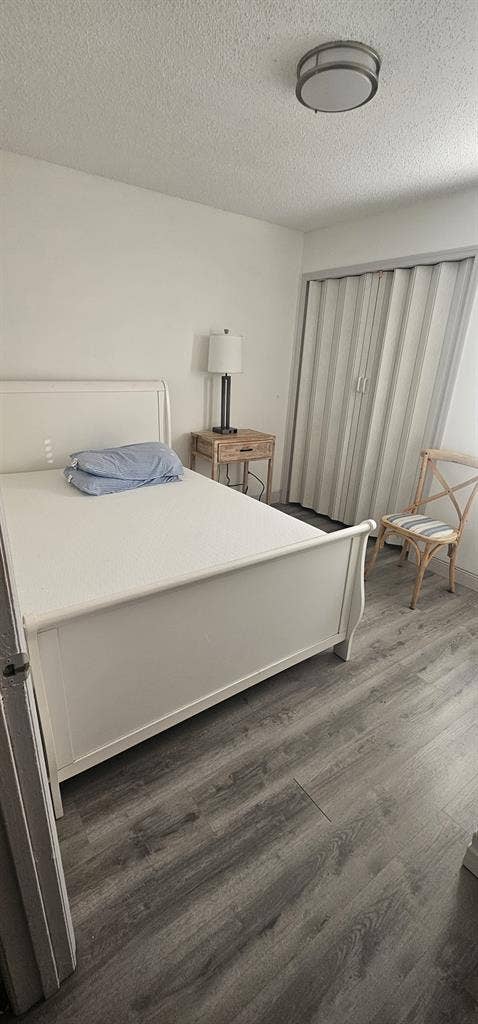 Cozy furnished bedroom