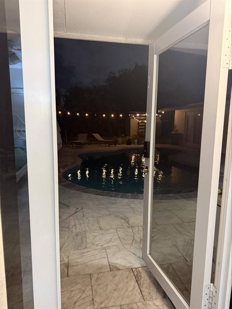 Hollywood Hills Oasis