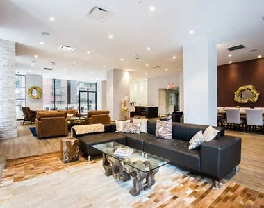 Welcome to a Midtown luxury room