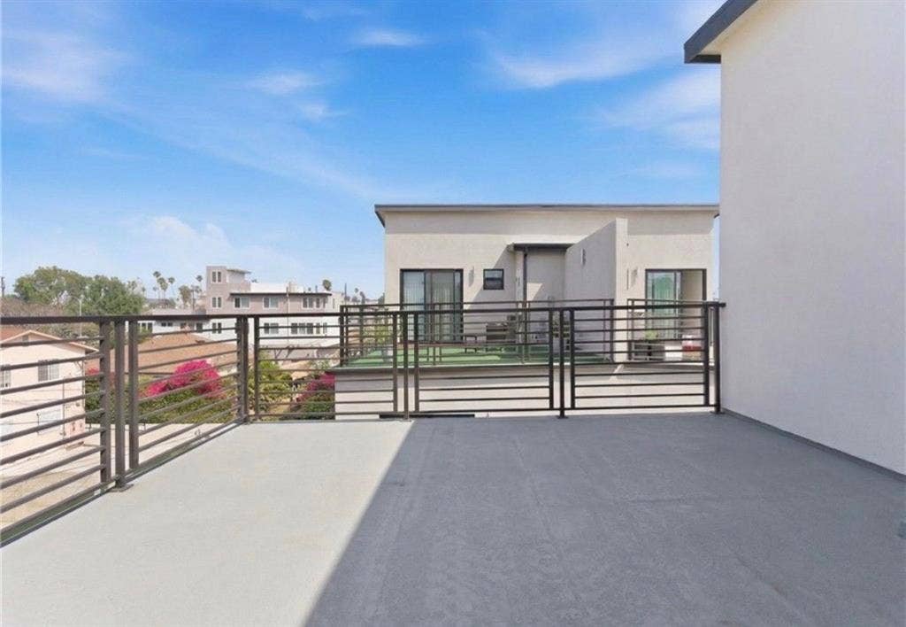 Room Available – Easygoing Home