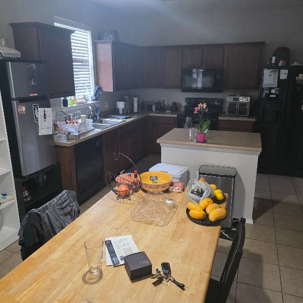 Looking for a roommate