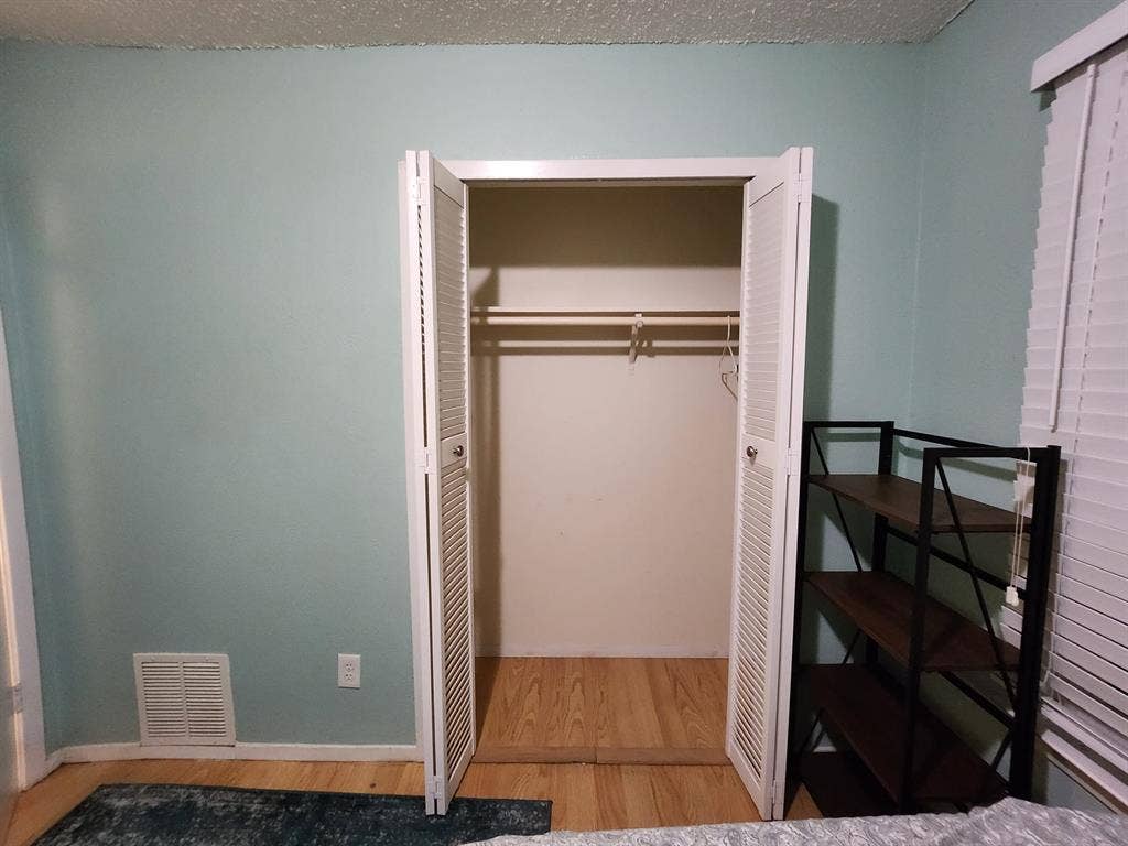 Room for rent in South Austin