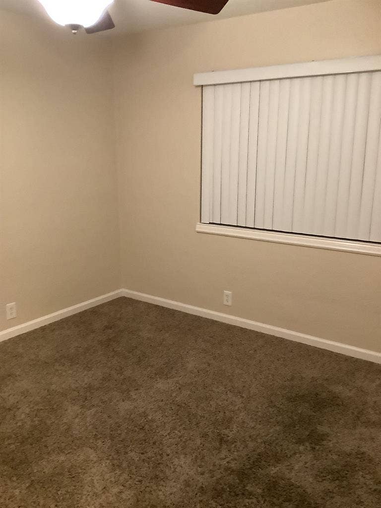 Manteca room for rent- $660 month
