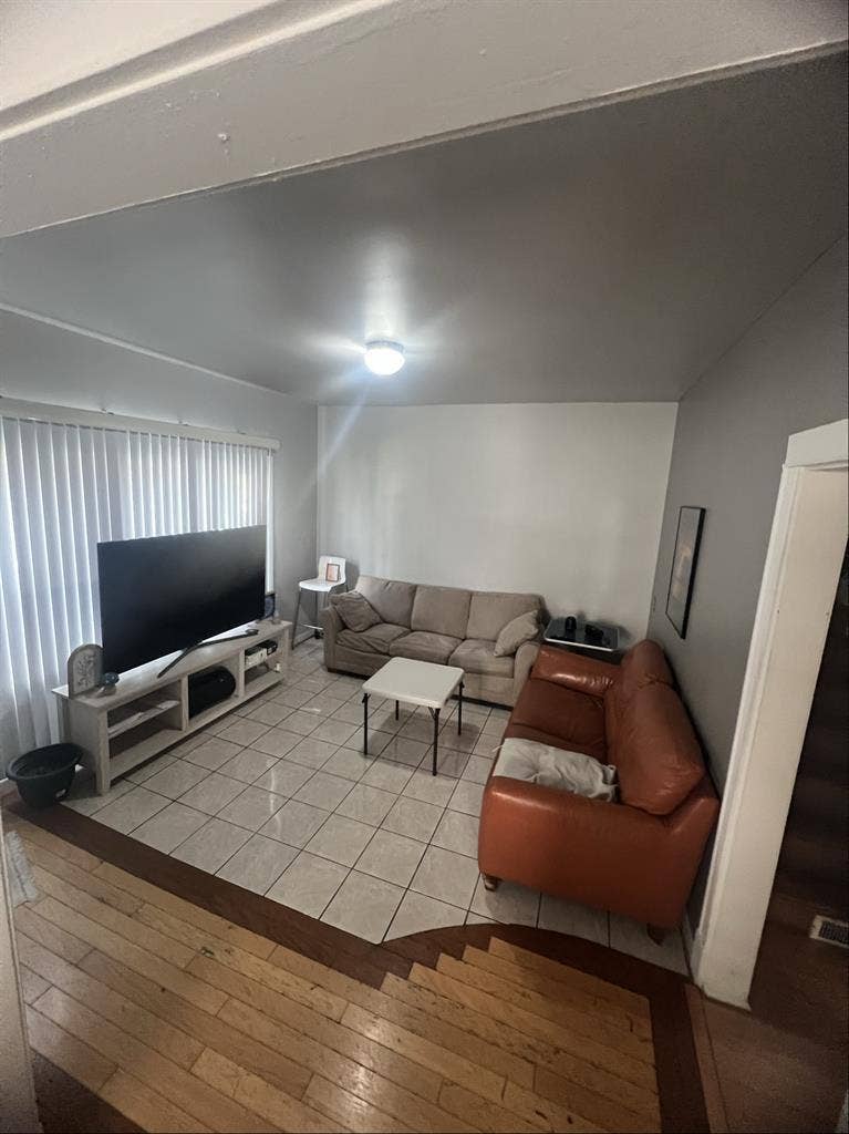 renting a room in Berwyn