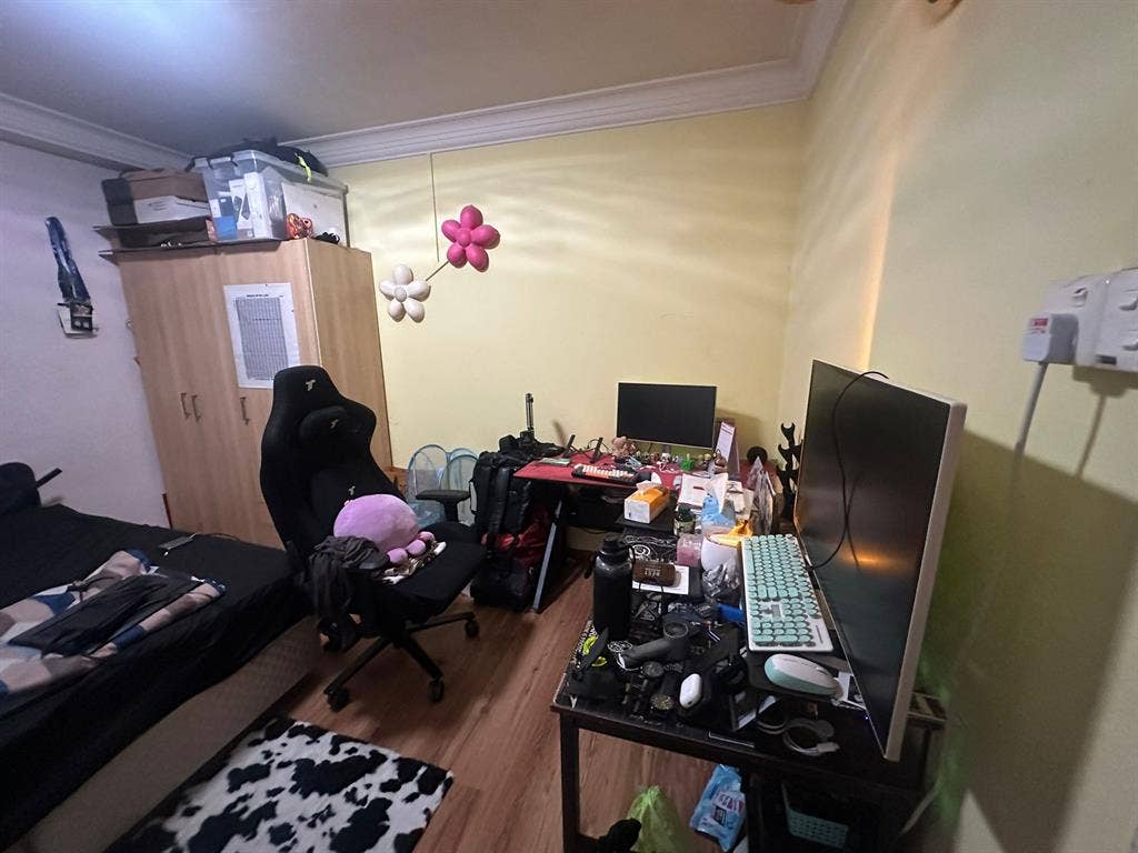 Serangoon Ave 3 common room