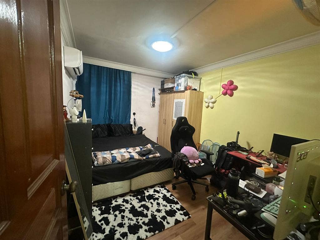 Serangoon Ave 3 common room