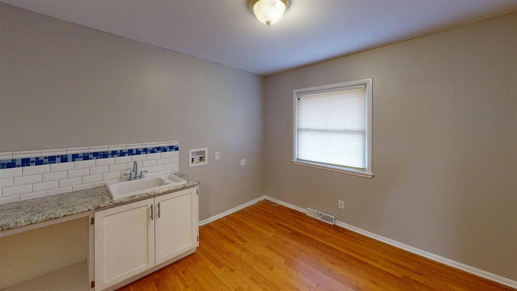 1 BR in Kansas City