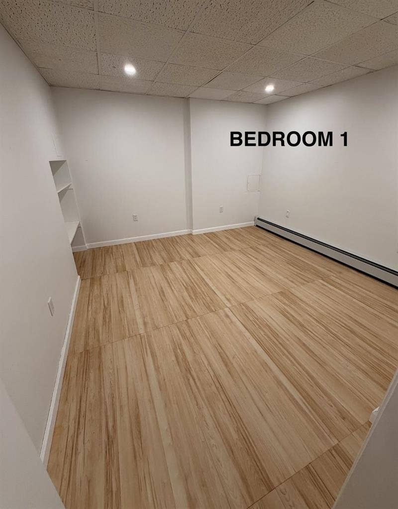 Spacious 2BR APT Move-In Ready