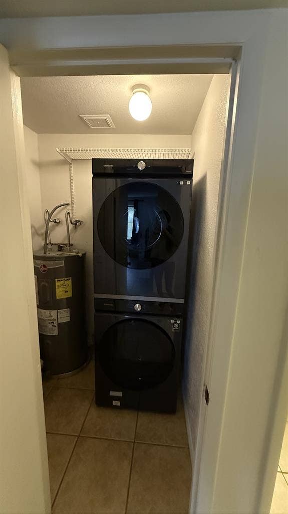 Full furnish master bathroom