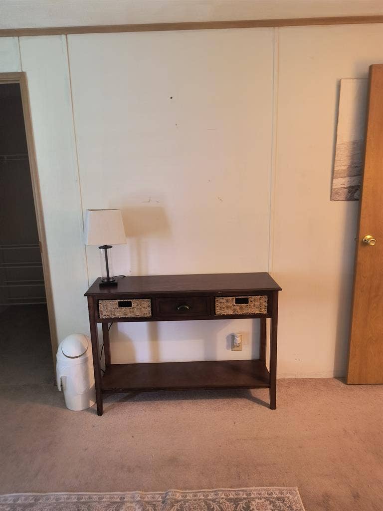 Looking for 55+ Women Roommate