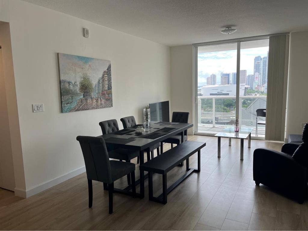 Habitación privada disponible!