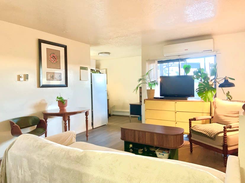 Summer Sublet, fully furnished!