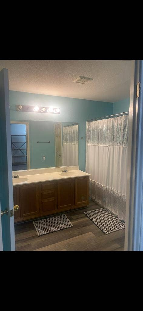 Large Master Bedroom Available!